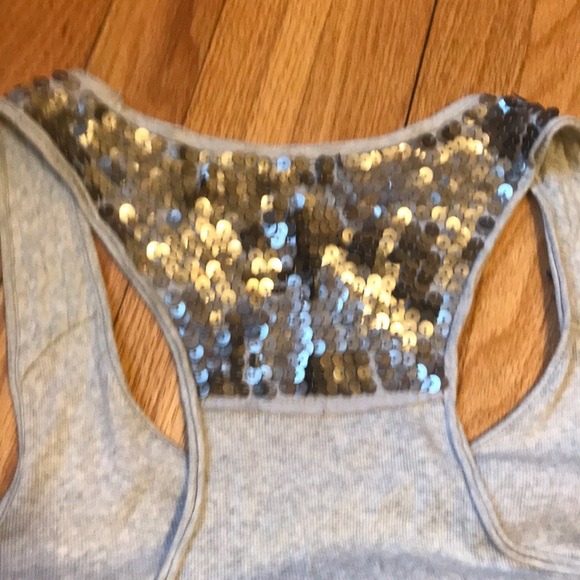 Banana Republic top/sequins upper back! Like new! - Picture 8 of 8